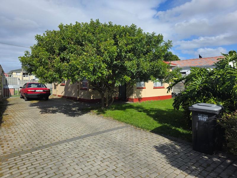 2 Bedroom Property for Sale in Ruyterwacht Western Cape